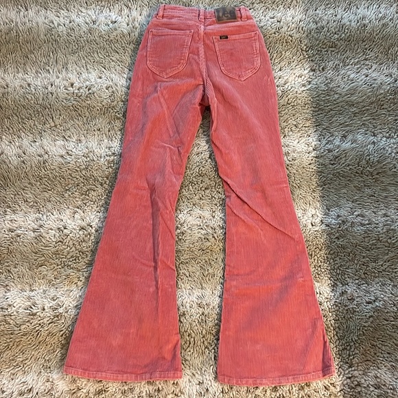Levi’s high rise flare corduroy 25 - Picture 2 of 4